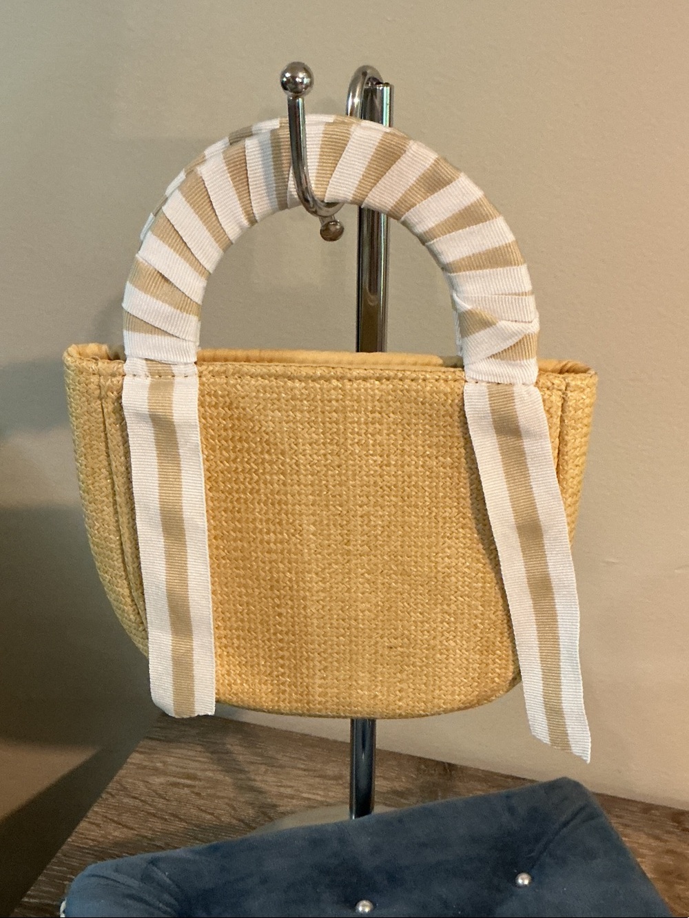 Max Studio Tan Woven Tote with Striped Padded Handle Kids 6x5.5x1.5 New Cond